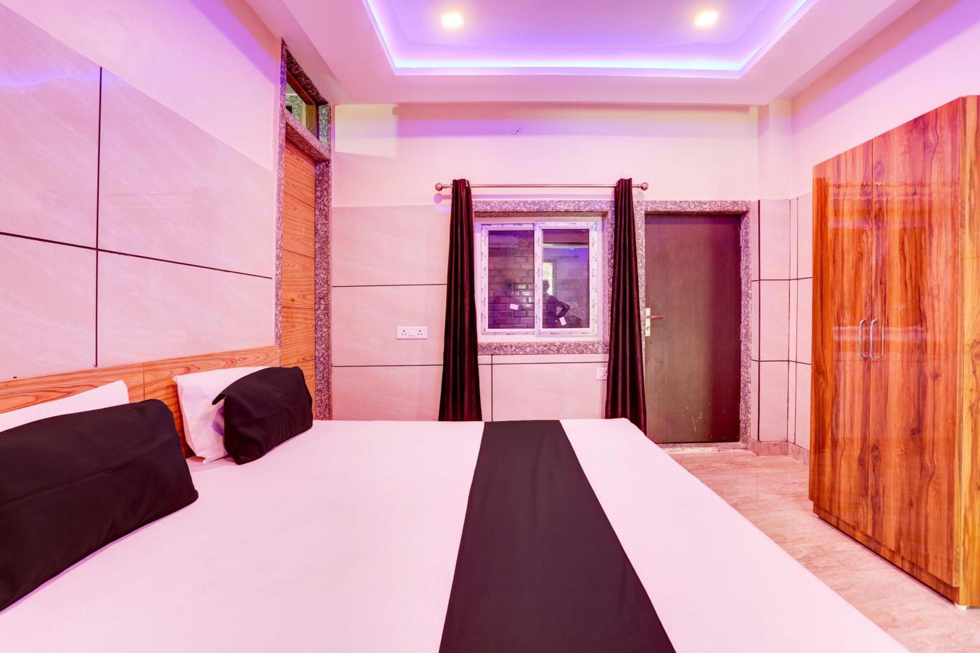 Hotel O 7 Lucknow Buitenkant foto